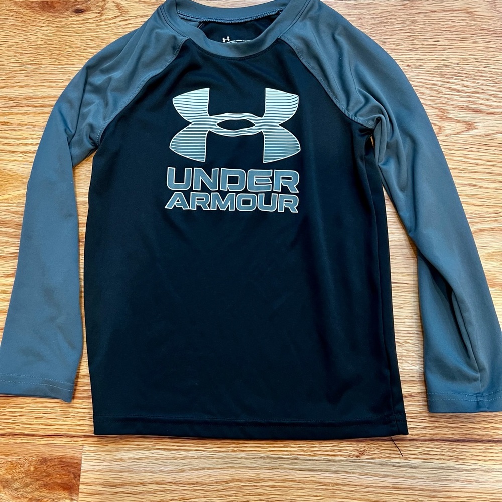 Unworn Under Armour Shirt